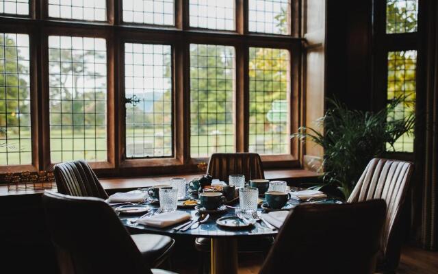 Caer Rhun Hall Hotel