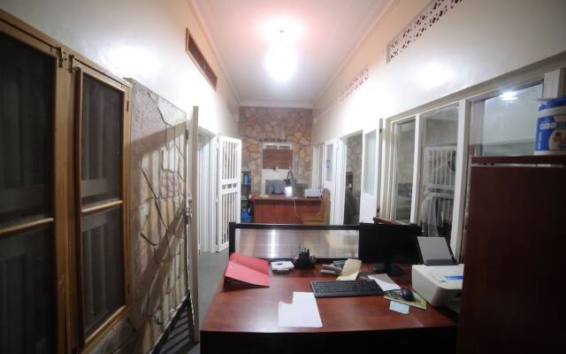 Entebbe Palm Hotel