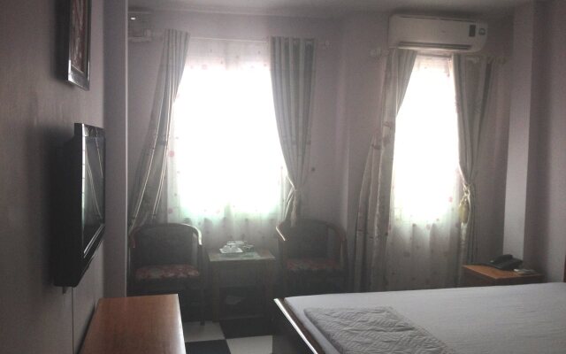 New Life Hotel
