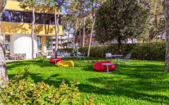 American Hotel