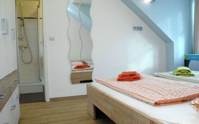Splendid Apartment in Pepelow near Sea