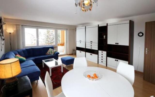 Near ski slopes 2 bedrooms apartment with balcony