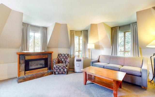 Whistler Peak Lodge