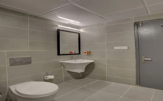 Eureka Grand by OYO Rooms