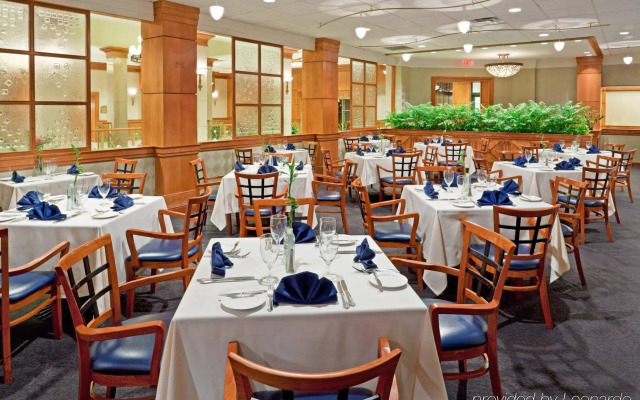 Crowne Plaza: Philadelphia - King of Prussia by IHG