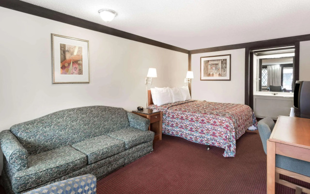 Knights Inn Racine
