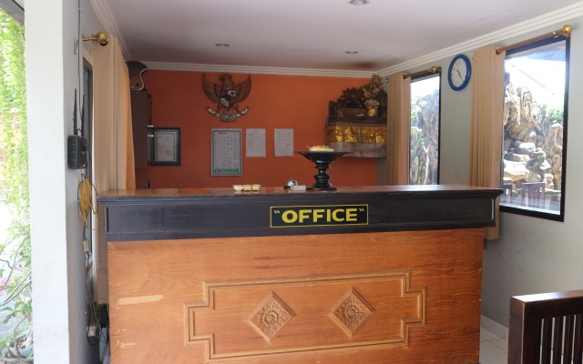 Hotel Diana 2 By Zuzu