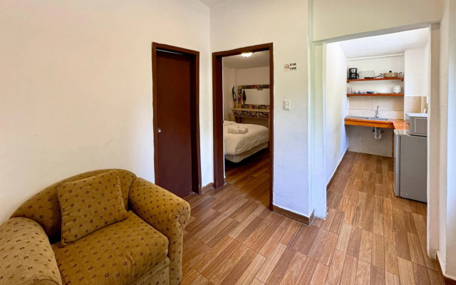 Mckay's Quinta