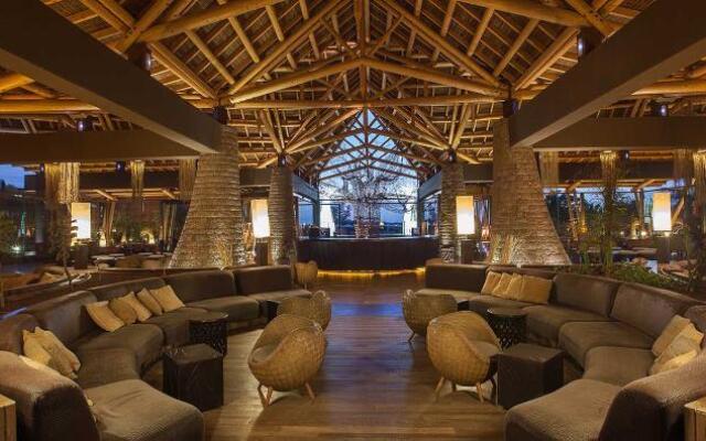 The Trinity Resort - Oasis