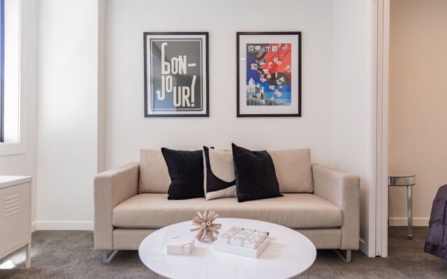 Lovely Apartment Near Myers Park in CBD