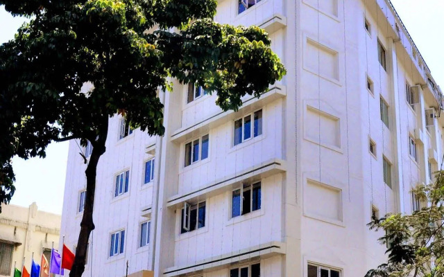 Priyadarshini Park
