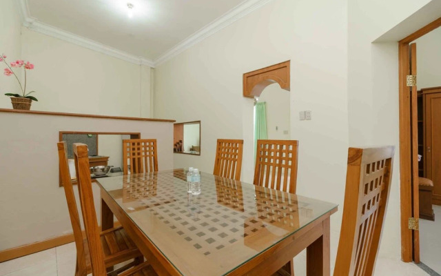 RedDoorz Plus Syariah @ Jalan Cut Nyak Dhien Aceh