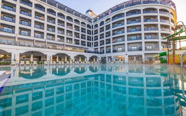 Side Moon Palace Hotel
