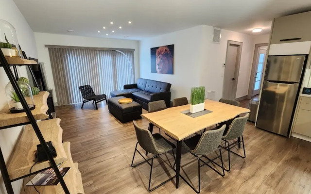 GLOBALSTAY. Paradise Marina Place