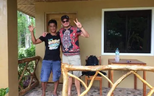 MIKI's Guest House
