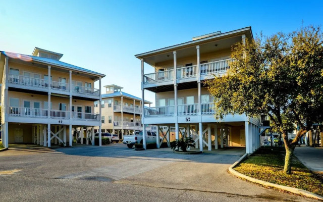 Spinnaker Pointe 2A Duplex