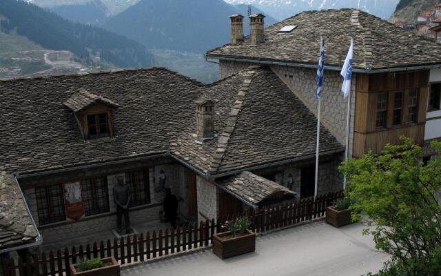 Katogi Averoff Hotel & Winery