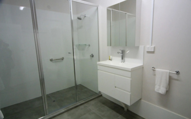 Seafield Tower Glenelg Apartment no 6