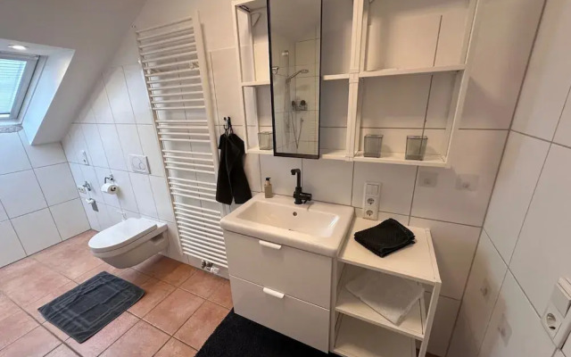 Cozy Apartment With Fireplace and Balcony