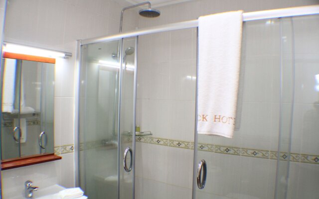 Royal Nick Hotel