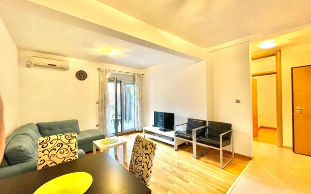 Comfort Family Apartment Budva