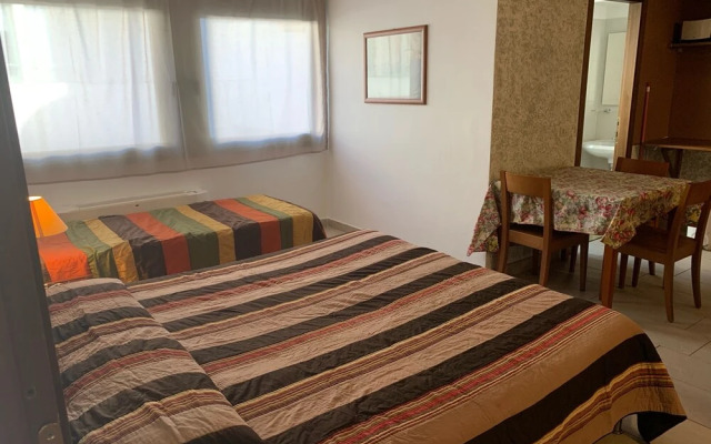 Duplex Studios for 6 People