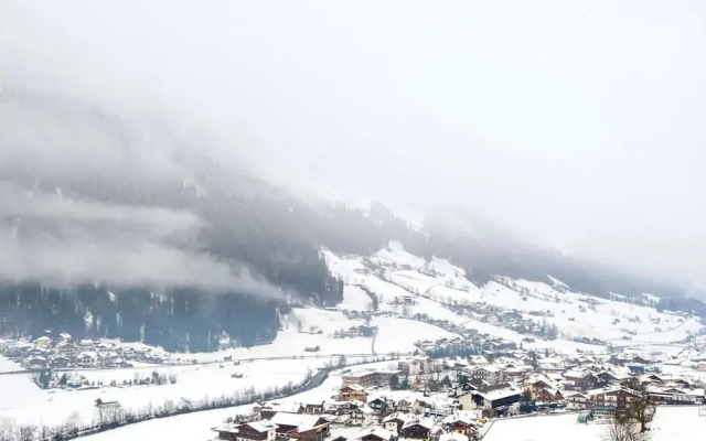 Stylish Apartment in Neustift Near ski Lift