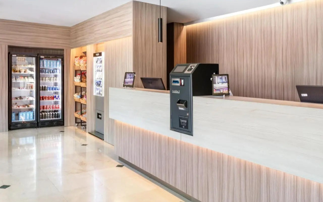 B&B Hotel Madrid Aeropuerto T4