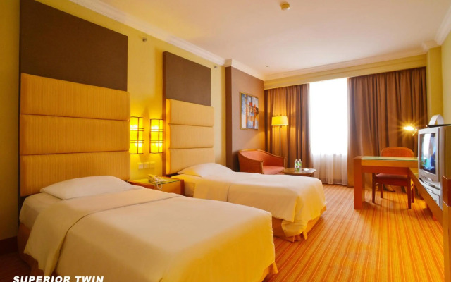 Puro Oasis Urban Hotel