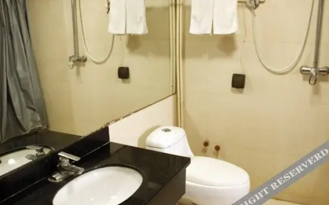 Taigeyuan Business Hotel