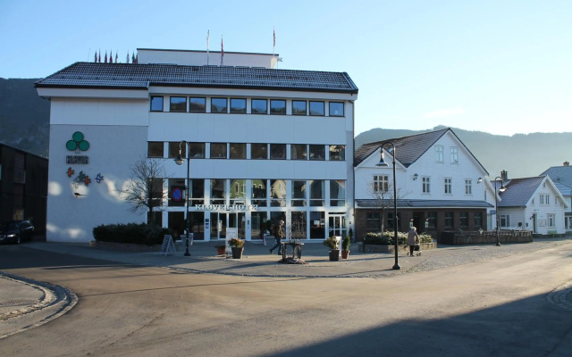 hotelImage