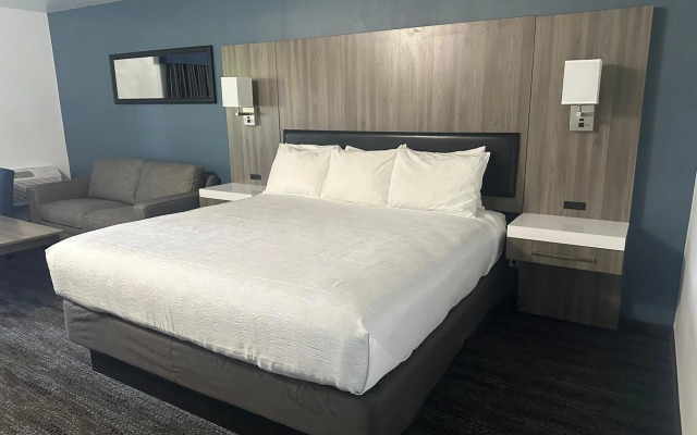 Oyster Bay Inn & Suites