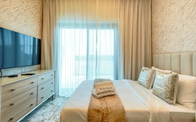 Nasma Holiday Homes - Azizi Riviera 46