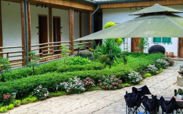 Dujiang Emerald Linyashe Homestay (Qingchengshan Branch)