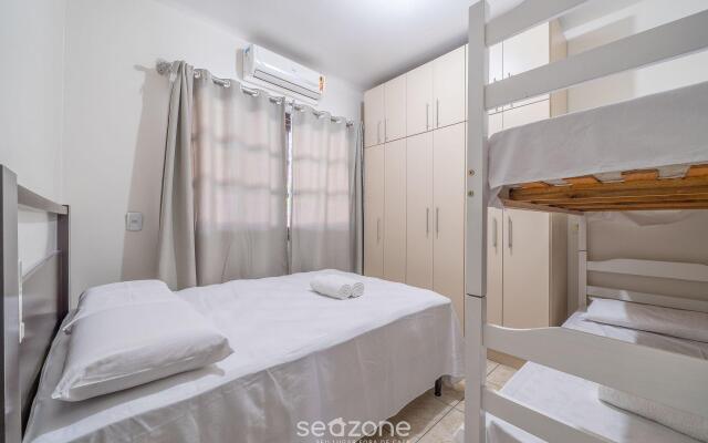 Casa com piscina e churrasqueira Penha SC AFF136