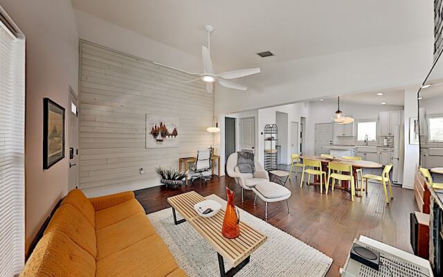 305whaya 3 Bedroom Home