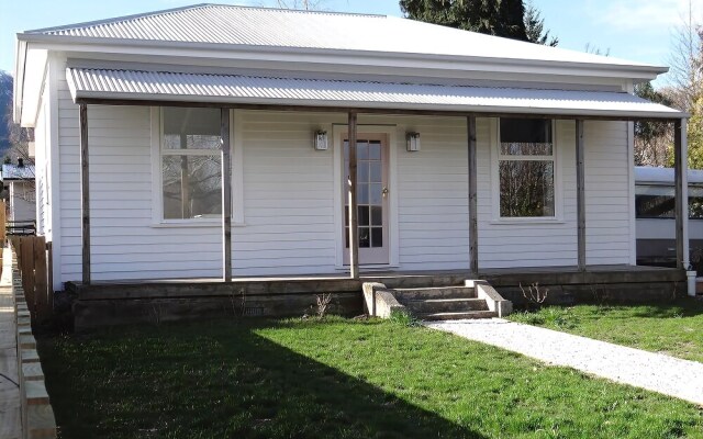 14 Leamington Street