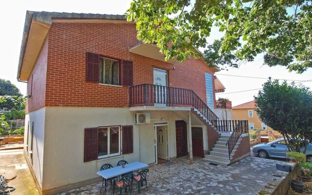 Apartment 1157