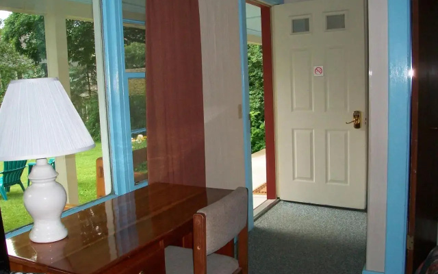 Mohican Motel