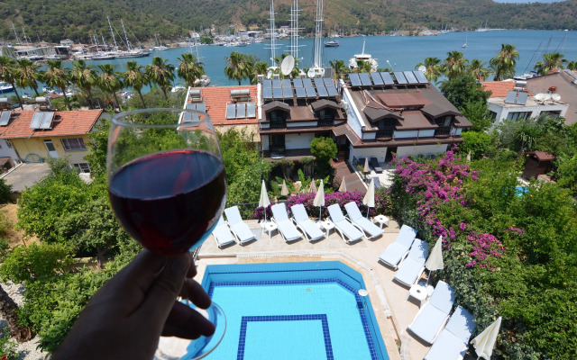 Mykonut Boutique Suites