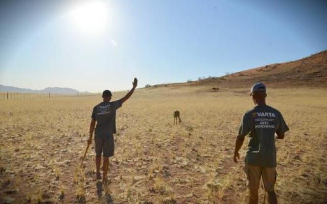 Kanaan N/a'an ku sê Desert Retreat