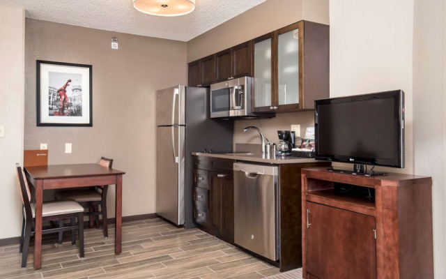 Homewood Suites By Hilton Austin South Airport