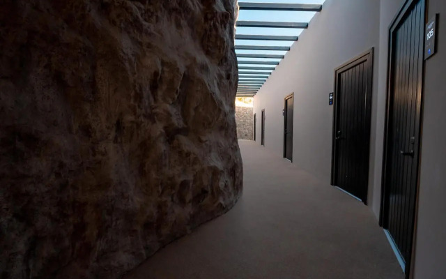 Ftelia Black Villas