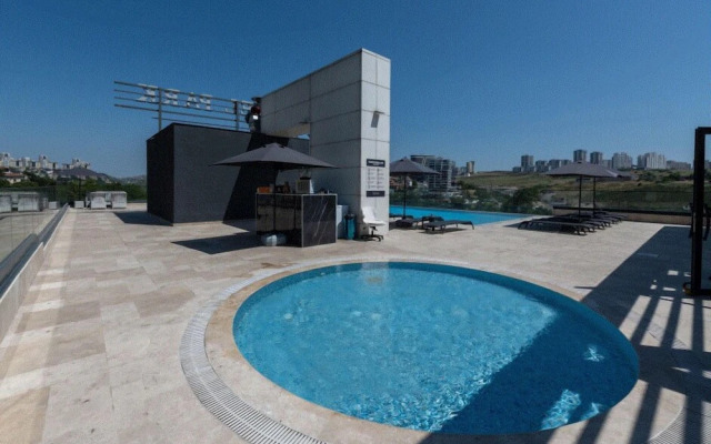 Rusel Park Residence