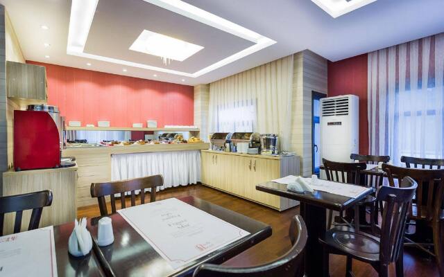 Fatih Hotel Corner