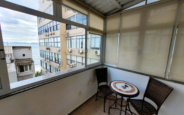 Mommy's Apartment in Copacabana