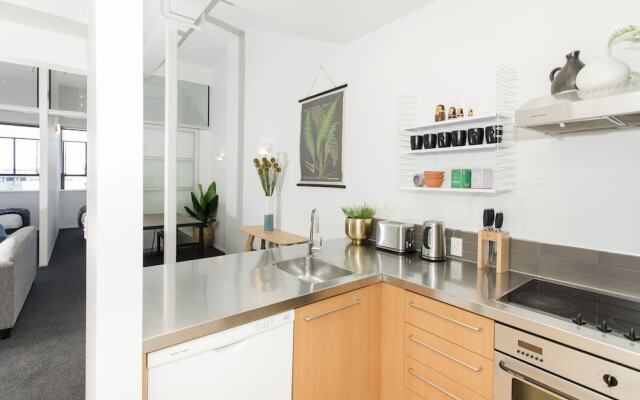 TOWNY - Urban Loft - Two Bedrooms