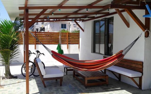 Apartment With one Bedroom in Pereybere, With Pool Access, Terrace and