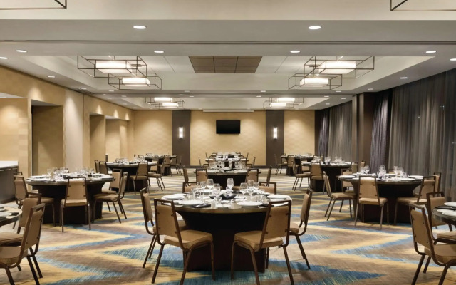 Hilton Garden Inn Calgary Downtown