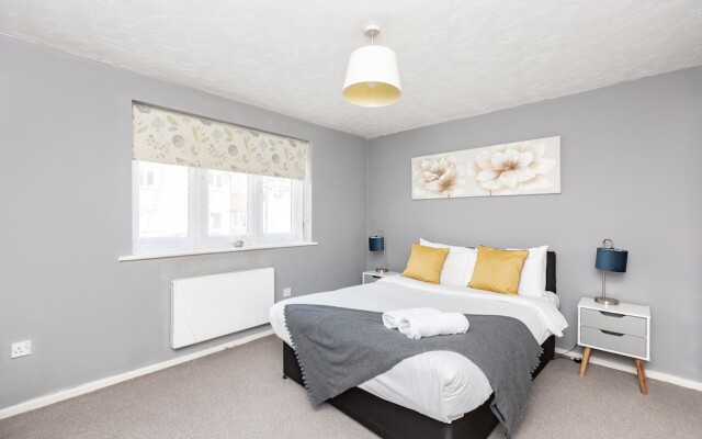 Nightingale Suite - Entire House With Parking